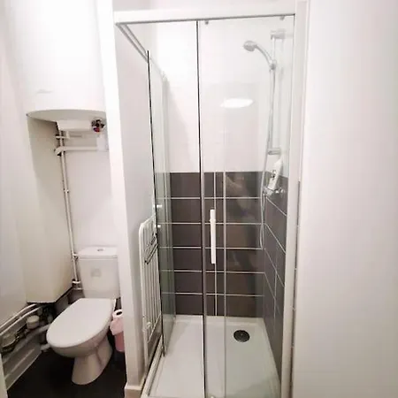 Proche Gare - Petit Studio Cosy Apartment